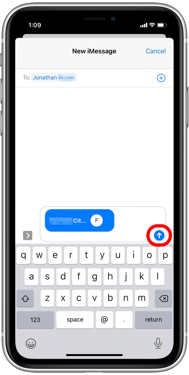 cómo compartir información de contacto en el iphone: toque la flecha de enviar para compartir el contacto