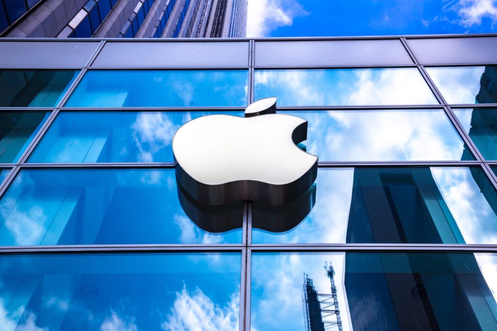 Apple obtiene ingresos por mil millones de dólares en el 2o. trimestre de 2020
